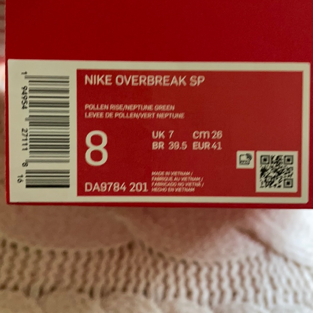 Nike Overbreak SP “Pollen Rise” size 8 new